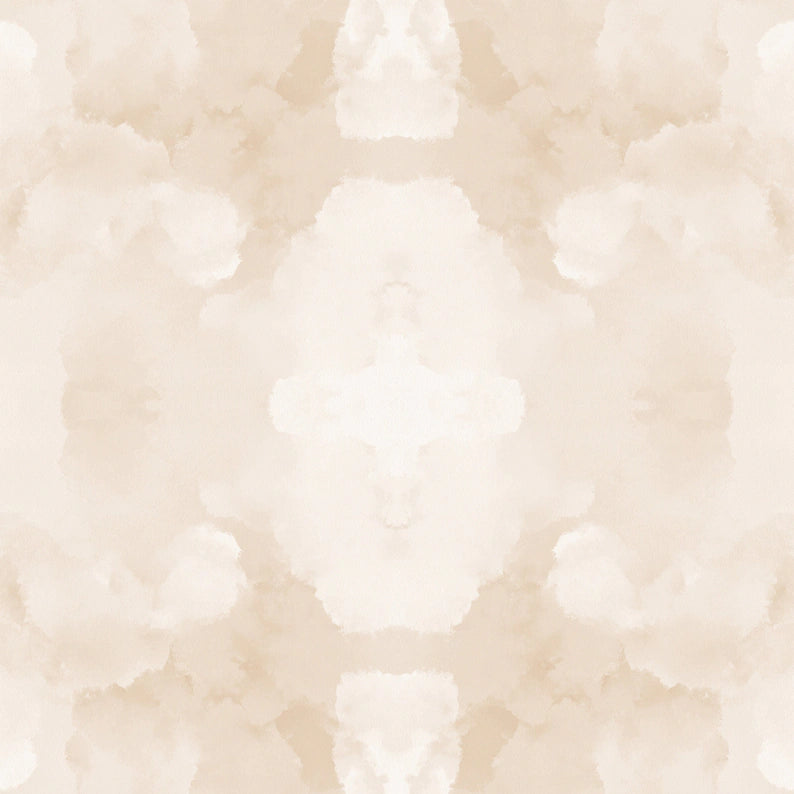Close-up of an abstract watercolor mural with a symmetrical pattern. The organic shapes in shades of beige and cream blend softly into each other, creating a seamless and calming watercolor effect that gives the impression of a reflected image.