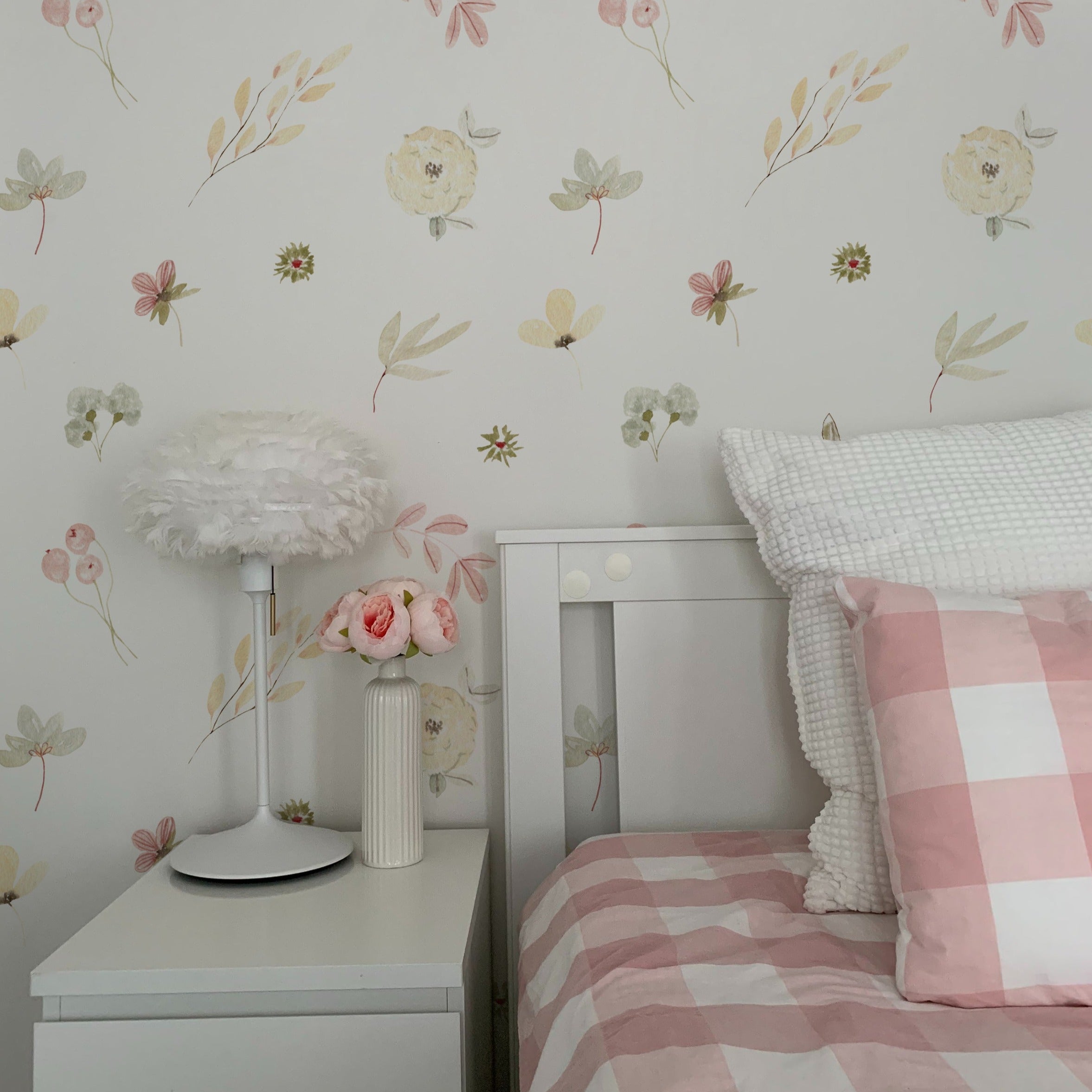 wallpaper, peel and stick wallpaper, Home decor, Pink wallpaper, watercolor wallpaper,  Pink watercolor floral wallpaper, bedroom wallpaper, kids room wallpaper, 
